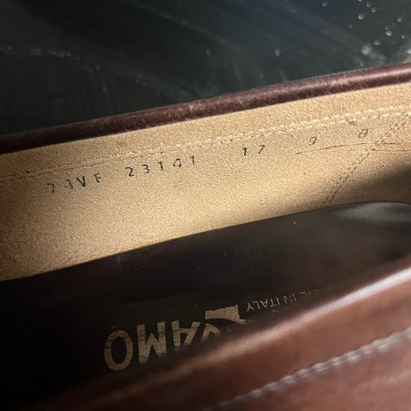 Rare Salvatore Ferragamo Florence Brown Leather Loafers - Italy size 9 - Picture 15 of 15